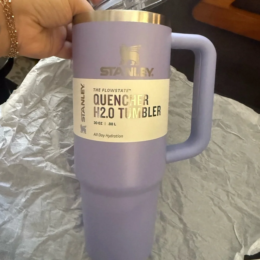 Stanley Comforting Purple 30 oz Target Exclusive H2.0 Tumbler - Picture 5 of 5